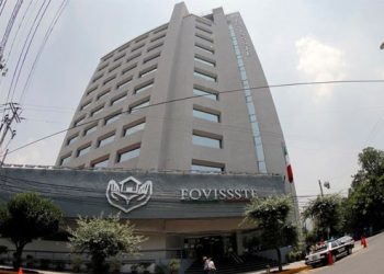 Piden a AMLO intervenir restructurar créditos Fovissste ‘leoninos’ e ‘impagables’