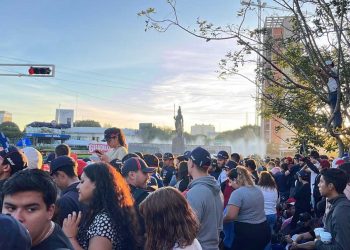 Se presenta Checo Pérez ante sus aficionados en el Red Bull Show Run 2022 en Guadalajara