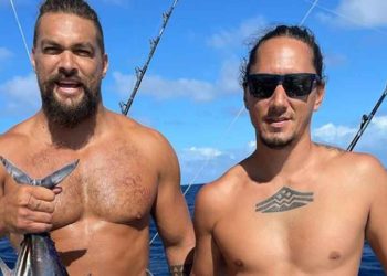 El actor Jason Momoa deja poco a la imaginación en una serie de fotos y vídeos que compartió en sus redes sociales mientras estaba de pesca