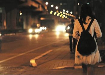 En México mujeres se manifestaron su inconformidad e inseguridad por la eliminación del horario de verano en redes sociales
