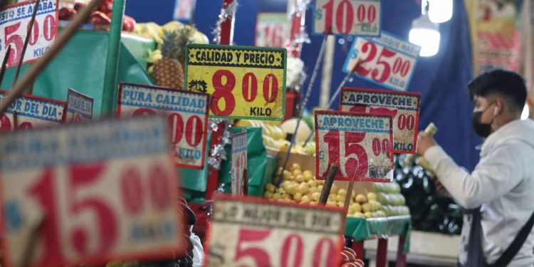 Inegi informa que la Inflación retrocede a un 8.70% en septiembre