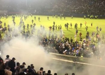 Indonesia no recibirá sanciones de la FIFA ,tras estampida en el estadio afirma el presidente Joko Widodo