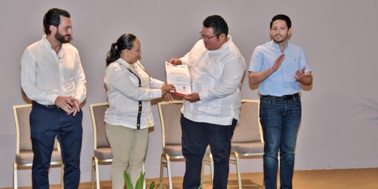 Nombran a José Luis Chacón Méndez como director general de la FPMC