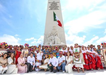 Festejamos a Quintana Roo con su gente y vamos por su grandeza