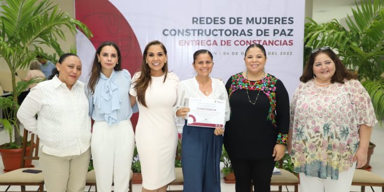 Las mujeres son la esencia para cambiar y transformar vidas: Mara Lezama