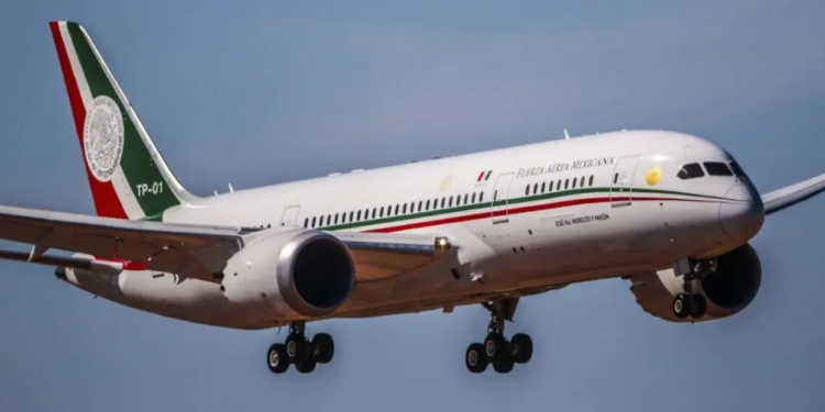 Creación de aerolínea militar está a cargo de Sedena; costará privatizarla: AMLO