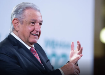 AMLO revela lista de los 38 aspirantes para la candidatura presidencial 2024