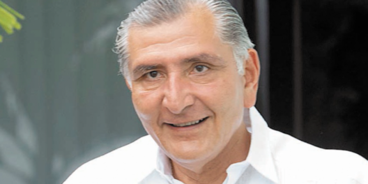 Adán Augusto llama «hipócritas» a opositores quienes rechazan al Ejército en las calles