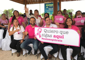Entregan 6 prótesis mamarias a mujeres sobrevivientes de Cáncer en Cancún