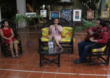 Presentan libro “Lágrimas de otoño” en el Museo de la Cultura Maya
