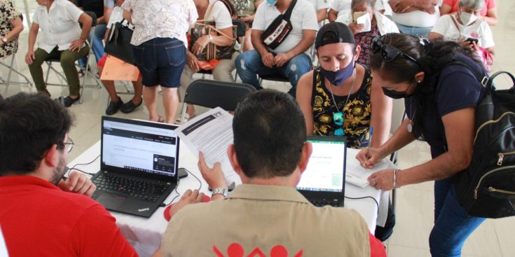 Emprenden feria de Infonavit en Palacio Municipal de Cancún
