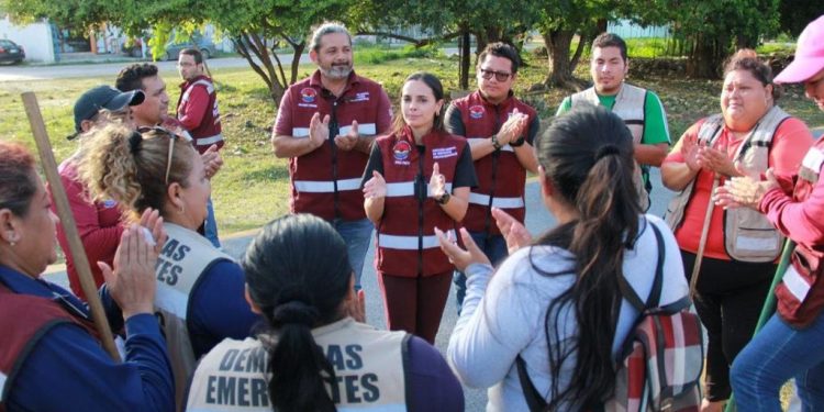 Verifica Ana Patricia Peralta brigadas de limpieza en parque de la equidad