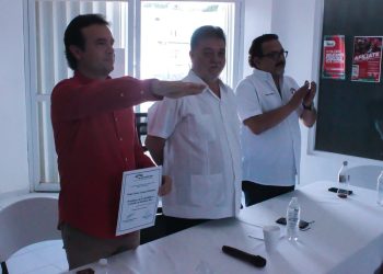 Rinde protesta Pedro Joaquín Delbouis como Presidente de la ANAREM en el Estado de Quintana Roo