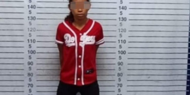 Aseguran a mujer con posesión de narcóticos en Playa del Carmen