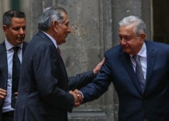 AMLO adjudica el aval de Adán Augusto para la ampliación de la Fuerzas Armadas