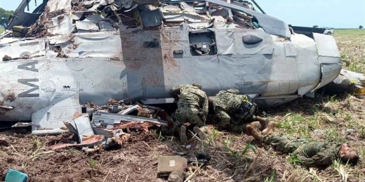 Últimos minutos de la caja negra se pierden tras caída del Black Hakw: Semar