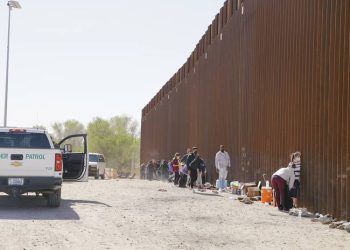 Ante elecciones centradas en economía y la inmigración republicanos de EU reclaman más deportaciones