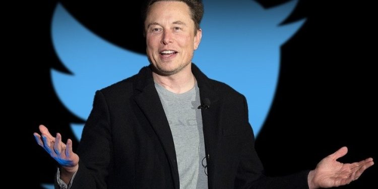 El magnate afirmó que Twitter perdía 4 millones de dólares al día así justificó los despidos