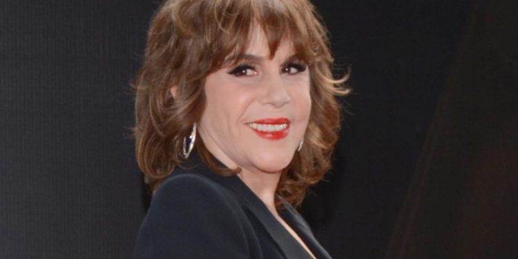 La actriz Rebeca Jones, ya se encuentra estable pero aun sigue internada