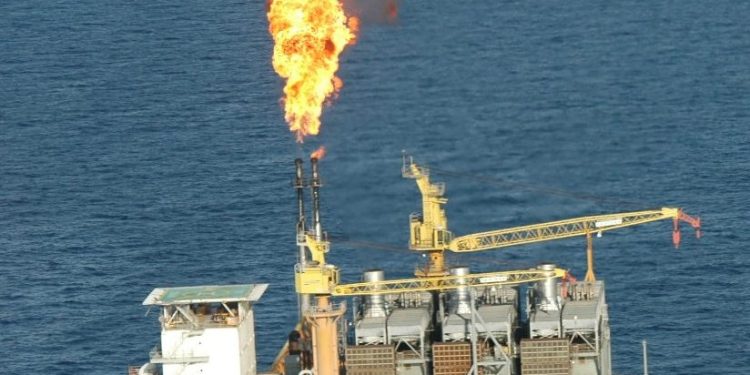 Dos mil millones de dólares en gas natural ha quemado Pemex