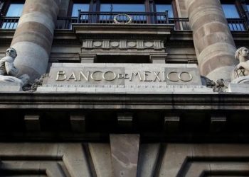 Nuevo récord establece Banxico sube tasa a 10%
