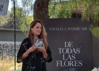 Lanza Natalia Lafourcade nuevo disco ‘De todas las flores’ después de siete años