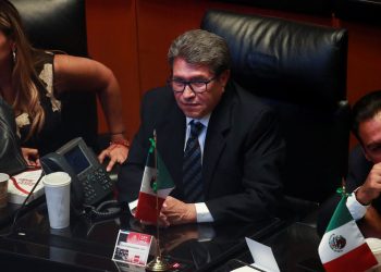 Pese a ataques dentro de Morena Monreal mantendrá mantendrá apiración a la presidencia