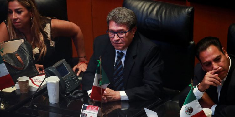 Pese a ataques dentro de Morena Monreal mantendrá mantendrá apiración a la presidencia