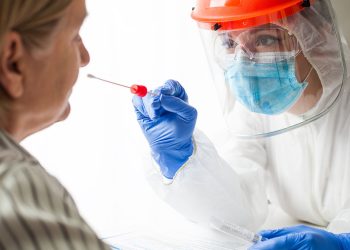 Aumenta al doble los contagios por covid-19 en México