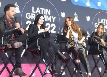 Thalía, Laura Pausini, Anitta y Luis Fonsi serán los conductores en los Latin Grammys 