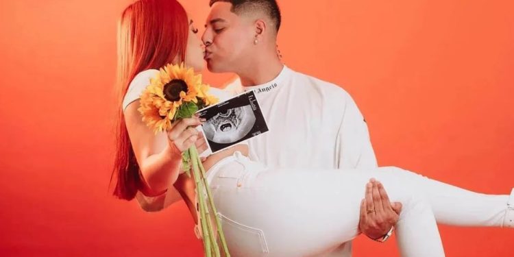 Eduin Caz y su esposa Daisy Anahy revelaron con gran emoción que están esperando a su tercer hijo