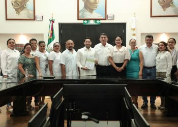 Congreso recibe proyecto de presupuesto 2023 para Quintana Roo