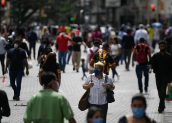 Señala el 90% de mexicanos que el salario mínimo no alcanza para una vida digna