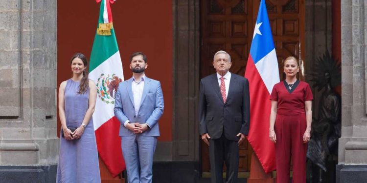 Los presidentes de México y Chile, Andrés Manuel López Obrador y Gabriel Boric, se reúnen en Palacio Nacional