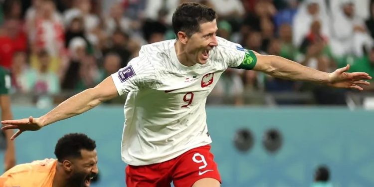 Polonia superó a Arabia Saudita 2-0 con goles de Piotr Zieliński y Robert Lewandowski en el Mundial Qatar 2022