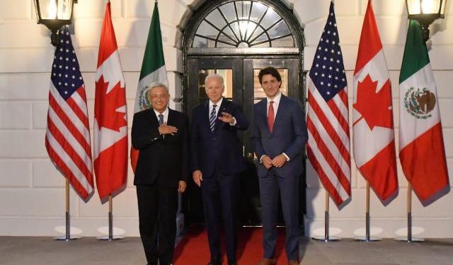Anuncia  López Obrador que Biden y Trudeau visitarán México en enero