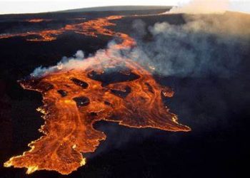 El volcán activo más grande del mundo pone en alerta a Hawái