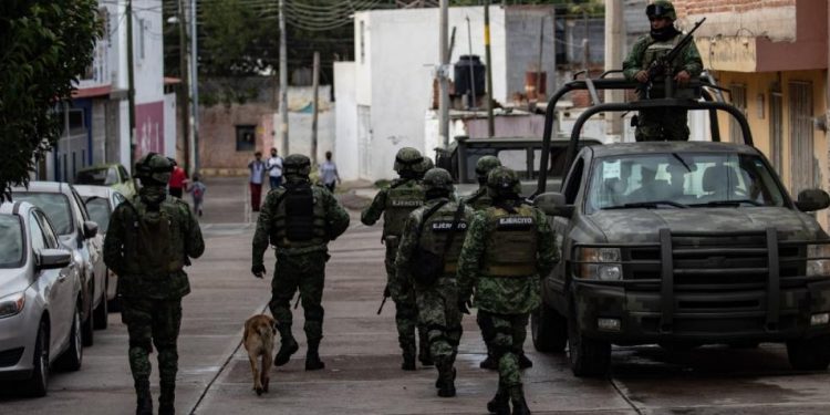 El Centro Prodh lamenta la resolución de la SCJN al aprobar el proyecto que extiende la presencia de las Fuerzas Armadas en las calles hasta el 2028