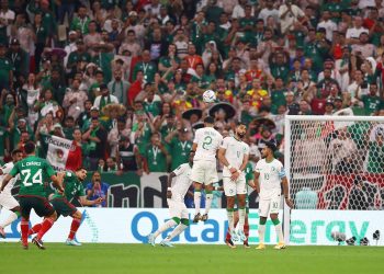 Aunque México gano 2-1 ante Arabia Saudita no le alcanzó para avanzar a Octavos de Final