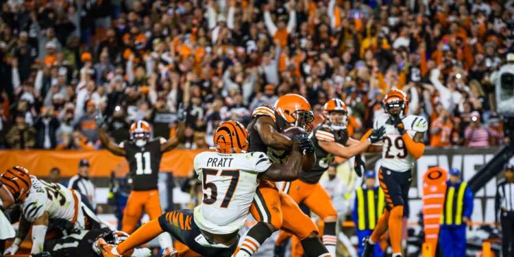 Los Browns pusieron fin a una racha de cuatro derrotas venciendo 32-13 a Bengals
