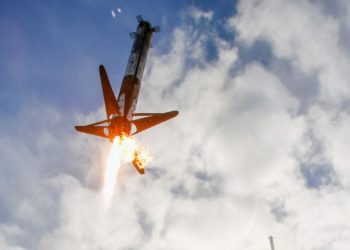 Cientificos advierten que el cohete espacial  de más de 20 toneladas que lanzó China tendrá un reingreso descontrolado a la Tierra