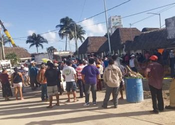 Suspenden trabajos de la CFE en Holbox