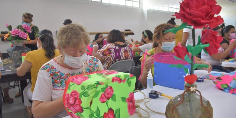 La FPMC invita al taller gratuito “Manos Creativas”