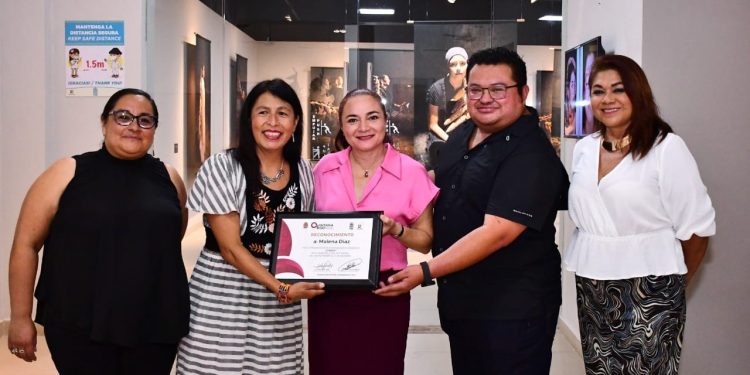 La FPMC inauguró la exposición “La Trenza”, de la artista Malena Díaz