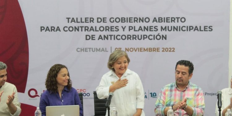 Capacita SECOES a funcionarios para transitar hacia gobiernos abiertos en los 11 municipios