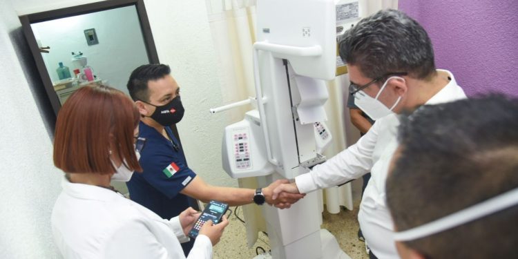 Mujeres carrilloportenses ya podrán acceder a servicio de mastografía