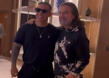 “Dos leyendas”: Daddy Yankee y Marco Antonio Solís ‘El Buki’ enloquecen a sus fans con su encuentro