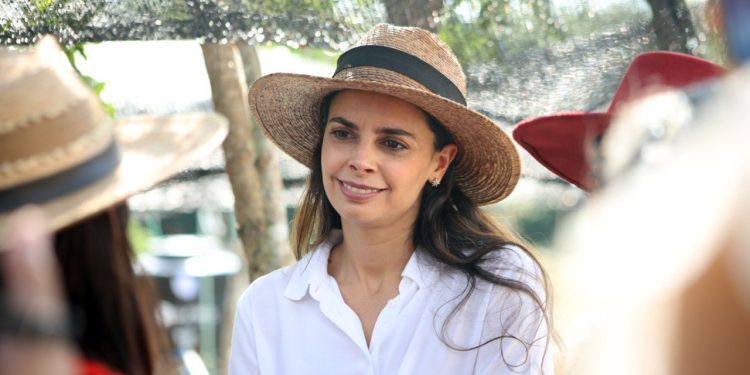 Respalda Ana Patricia Respalda programas de autoempleo para mujeres