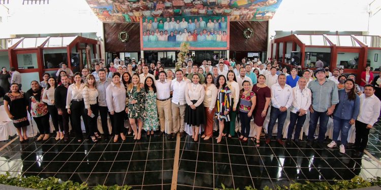 El Congreso de Quintana Roo se suma a la transparencia y la rendición de buenas cuentas a la sociedad: Renán Sánchez Tajonar