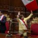 Toma protesta Dina Boluarte como la primera presidenta mujer de Perú, después de la destitución de Pedro Castillo